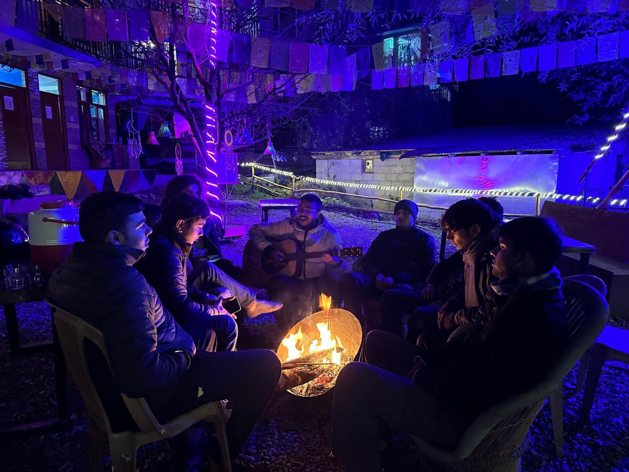 Hostel 360 Degree, Jibhi Eksteriør bilde