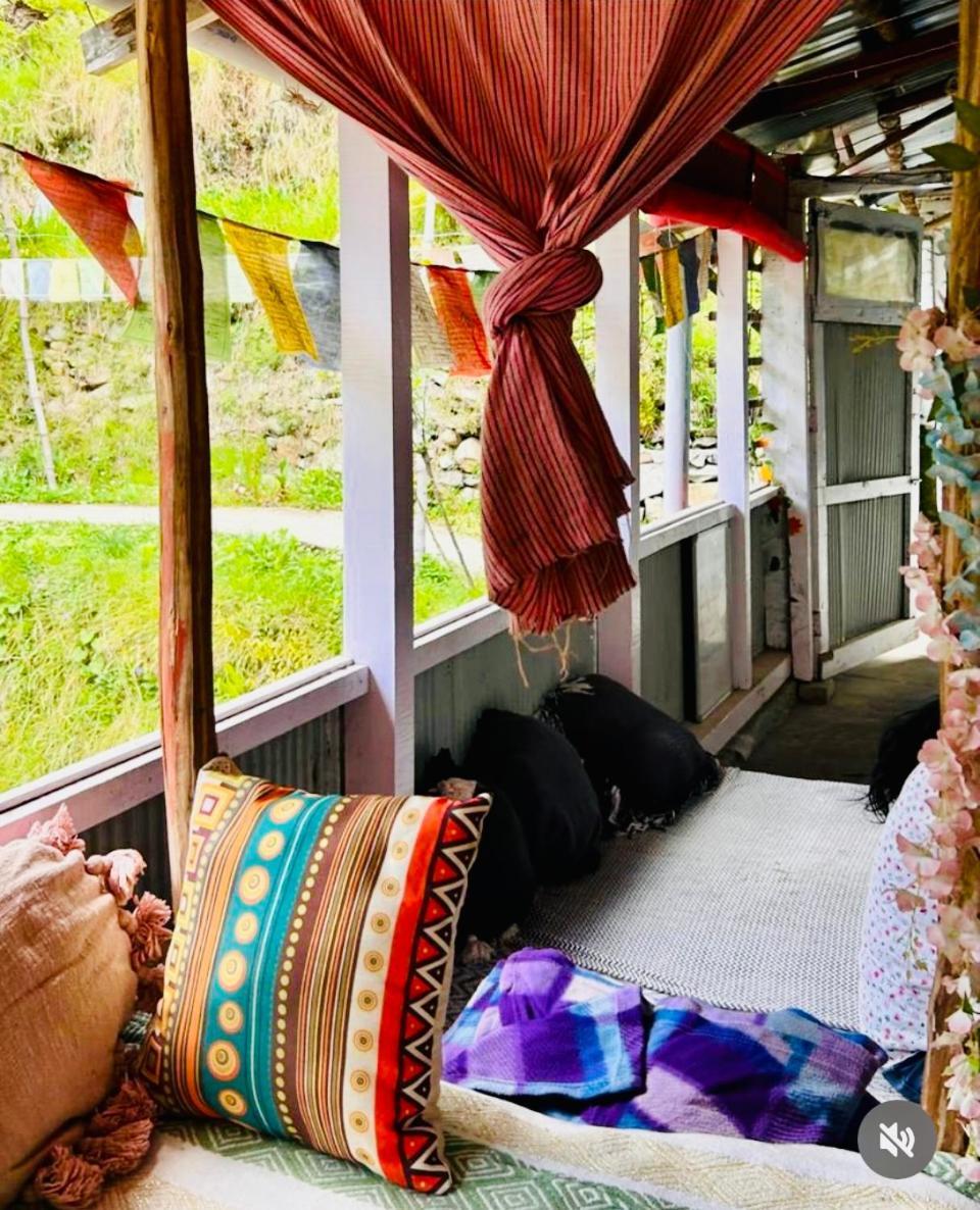 Hostel 360 Degree, Jibhi Eksteriør bilde