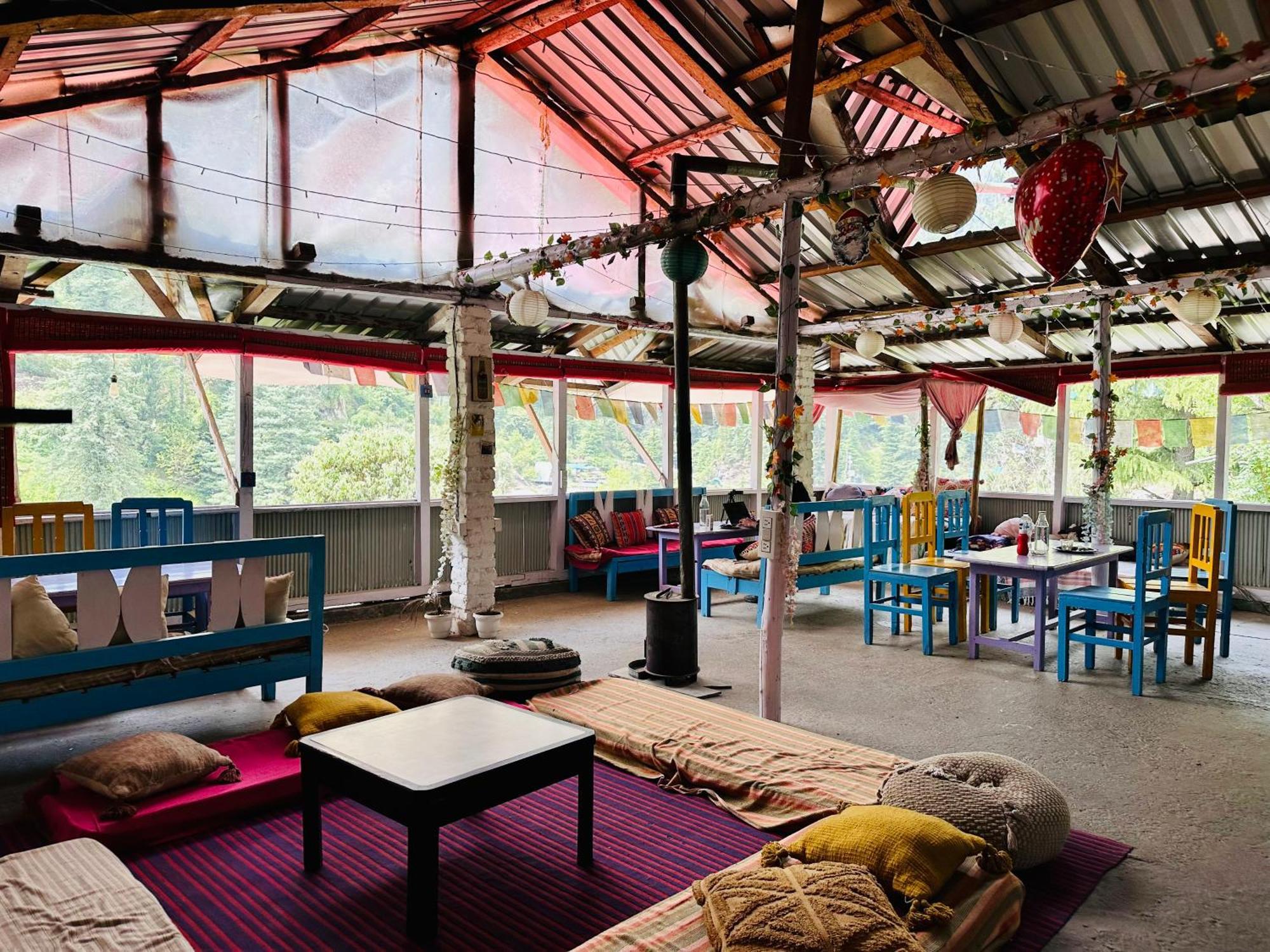Hostel 360 Degree, Jibhi Eksteriør bilde